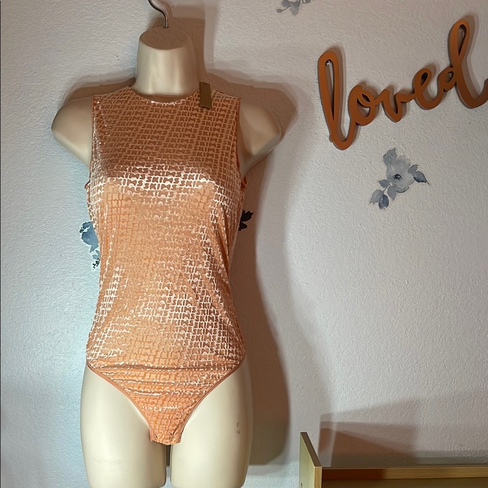 SKIMS, Soft Peach Sleeveless Bodysuit
